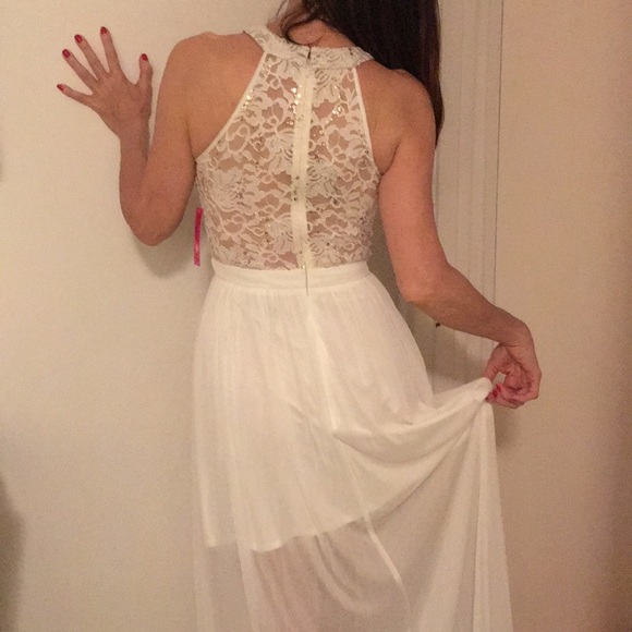 Morgan $ Co off white mini with sheer Gown - Picture 2 of 6